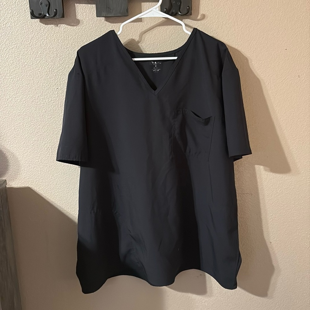 Scrub top